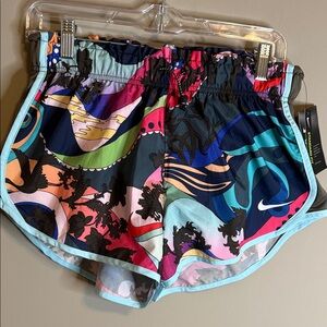 NWT Nike Colorful Patterned Women's Shorts Running Dri-Fit‎ Unique Medium